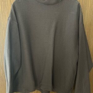 Madewell women’s mock neck sweater